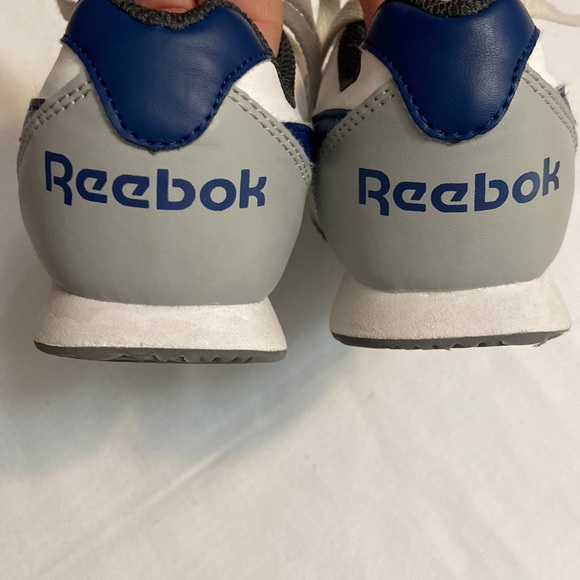 Reebok Kids Boys or Girls Sneakers - Size 1 - Picture 6 of 12